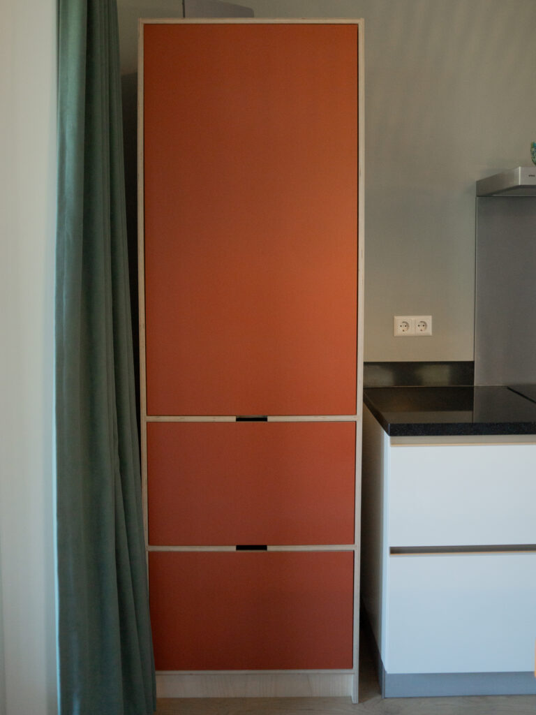 Stand-alone keukenkast